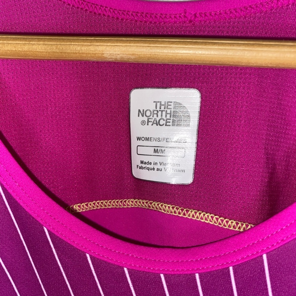 The North Face Women’s Tank Top M – Hot Pink Gym Activewear - Picture 3 of 5